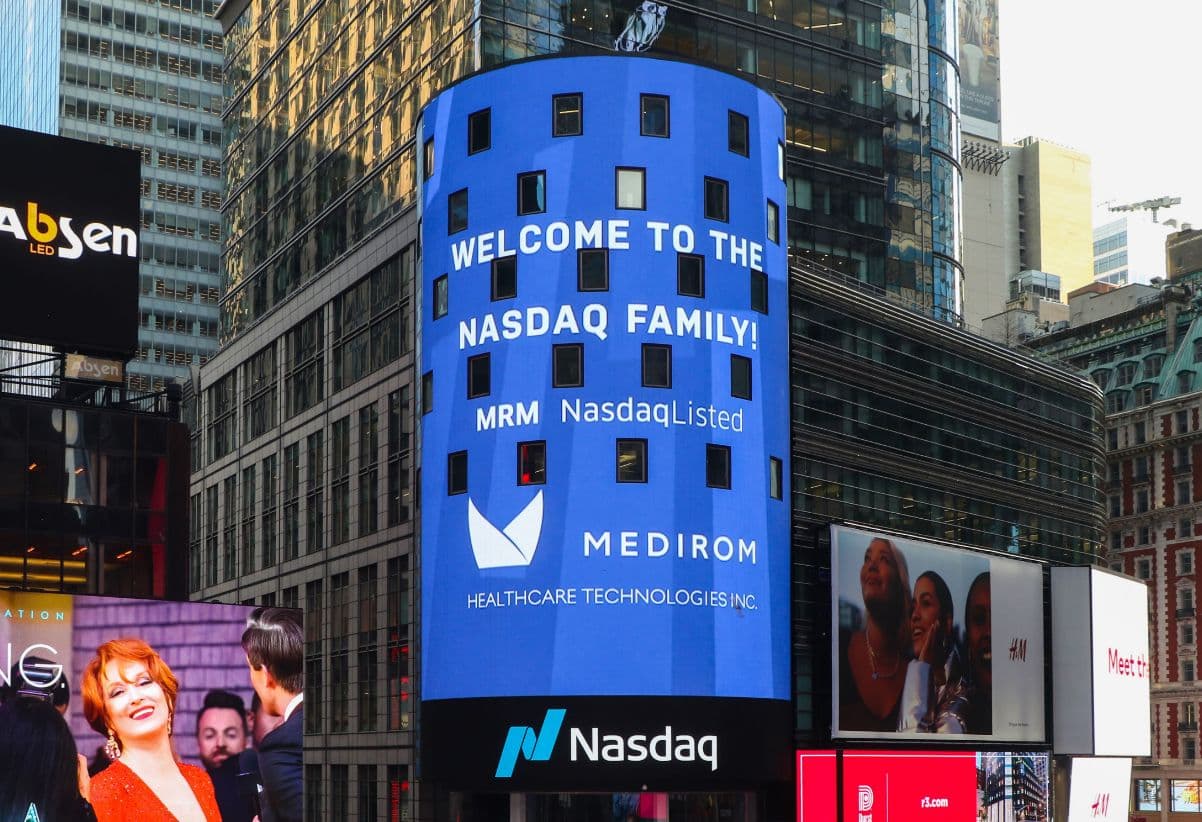 部署紹介サムネイル2